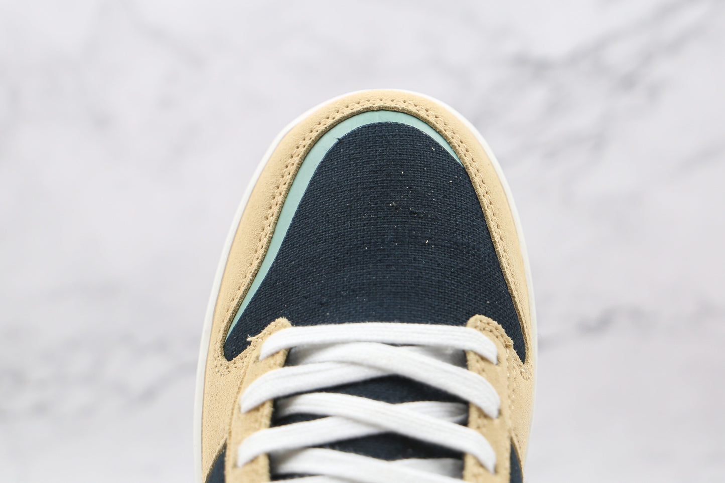 Dunk Low  ‘Rooted in peace’