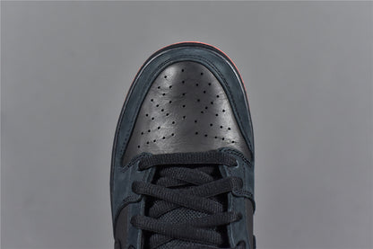 Dunk low Staple ‘Black Pigeon’