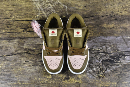 Dunk Low Stussy ‘Cherry’