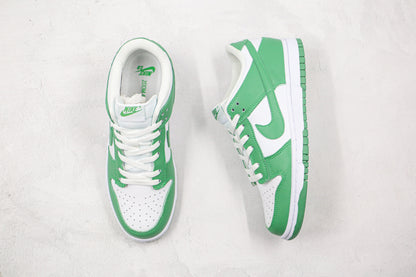 Dunk Low “Green Tender Powder”