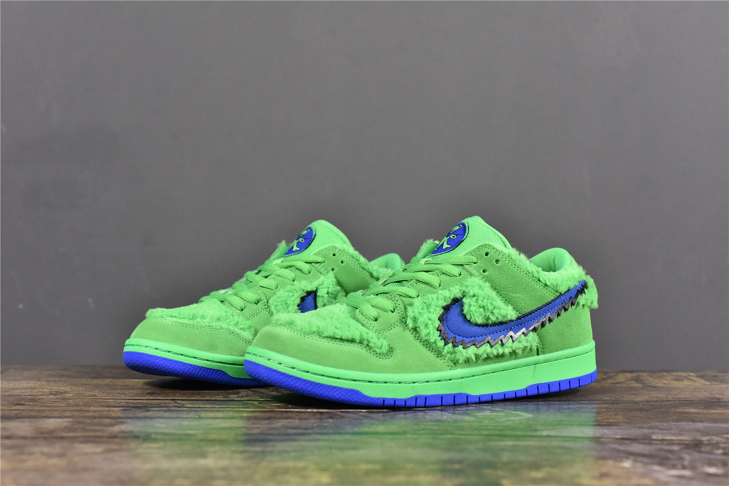 SB Dunk Low Grateful Dead - Green