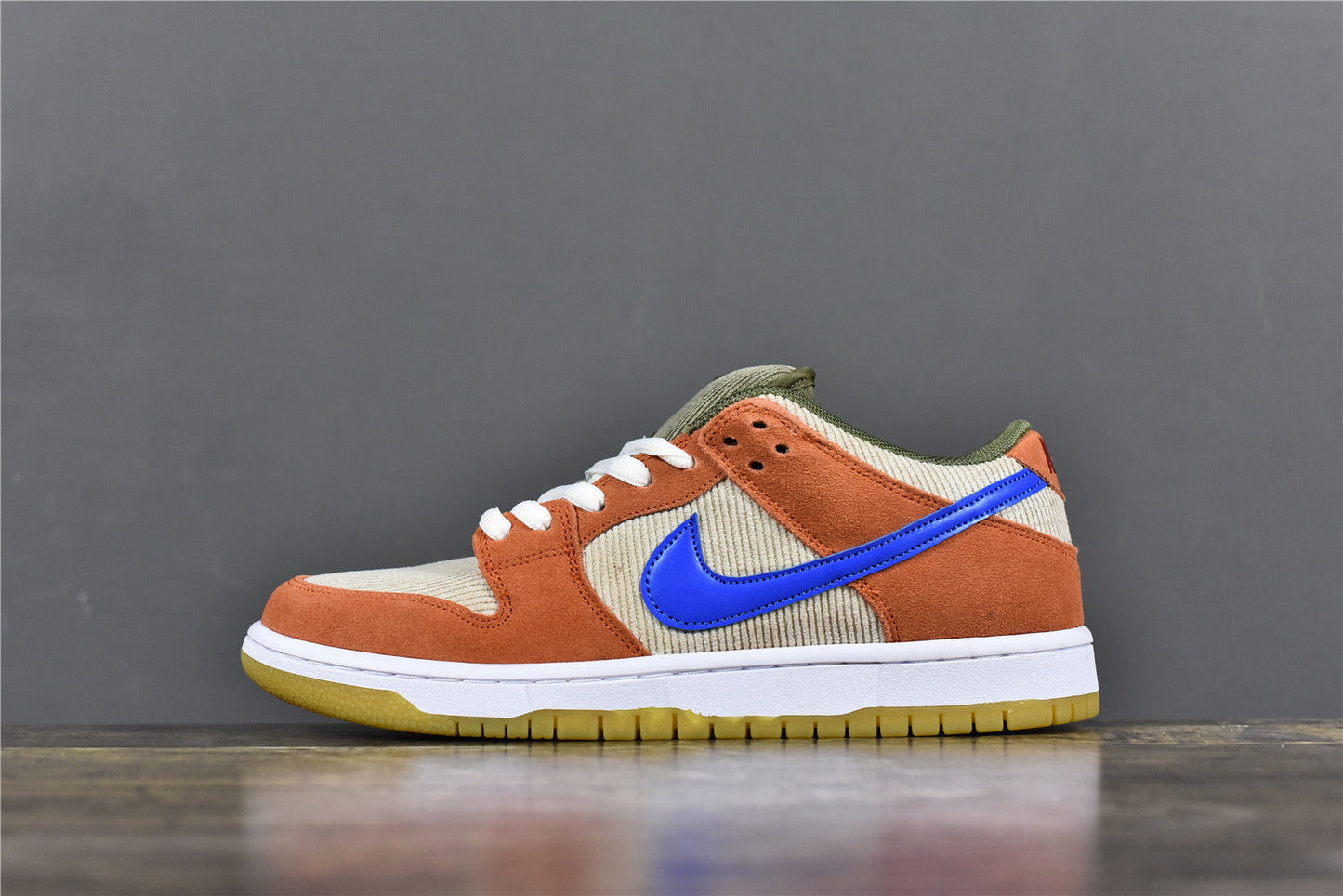 Dunk Low ‘Corduroy Dusty Peach’