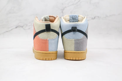 Dunk High SB 'High Spectrum’