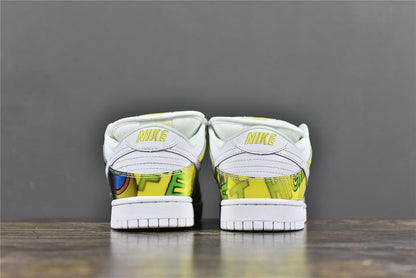 Dunk Low SB ‘De La Soul’