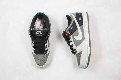 dunk Low “Camcorder”