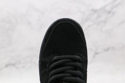 Undft x Dunk Low “Black”