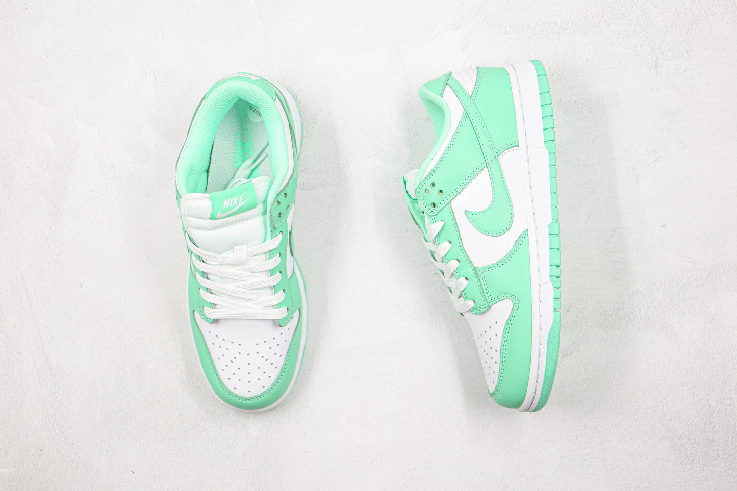 Dunk Low 'Green Glow’