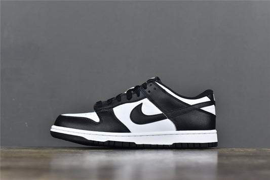 Dunk Low Retro ‘white black’