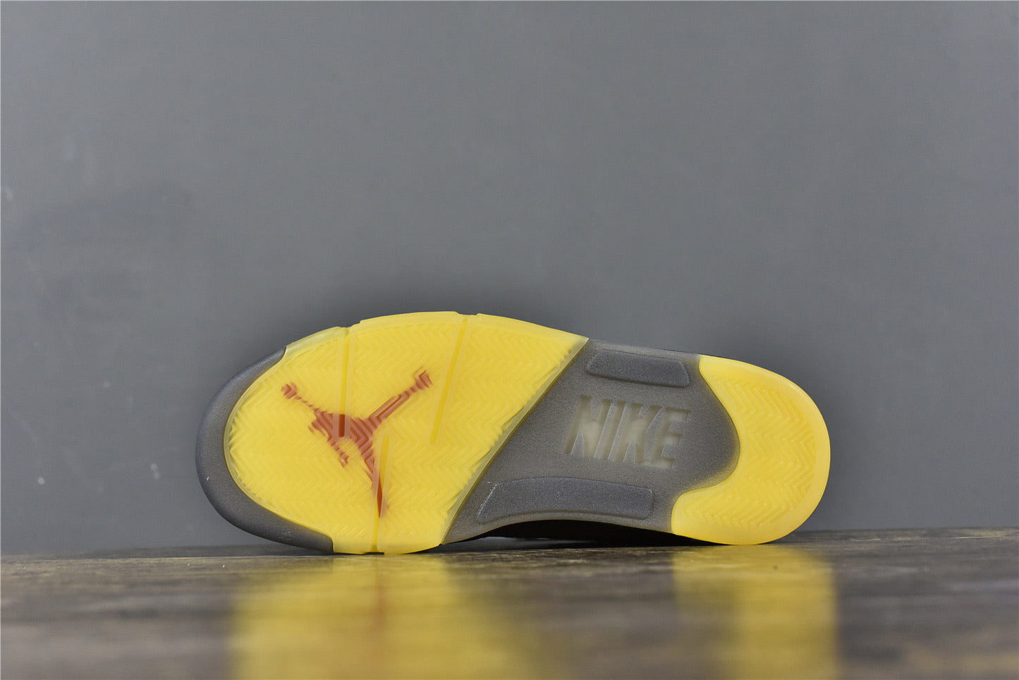 OW x AJ5 Retro 'Muslin'