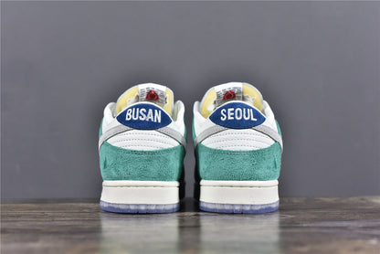 Dunk Low SB 'Kasina Neptune’
