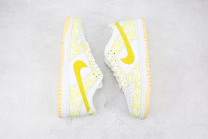 Dunk Low “Yellow Strike”