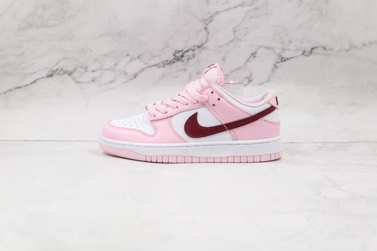 Dunk Low “White / Pink / Red”