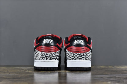 SUP SB Dunk Low - Red Cement