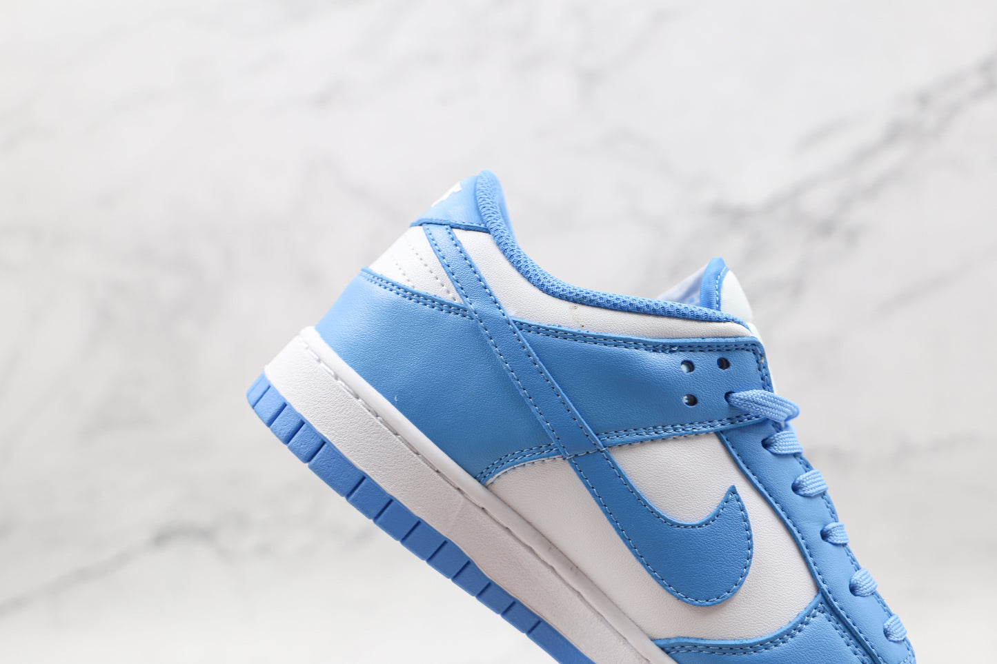 Dunk Low Retro ‘University Blue’