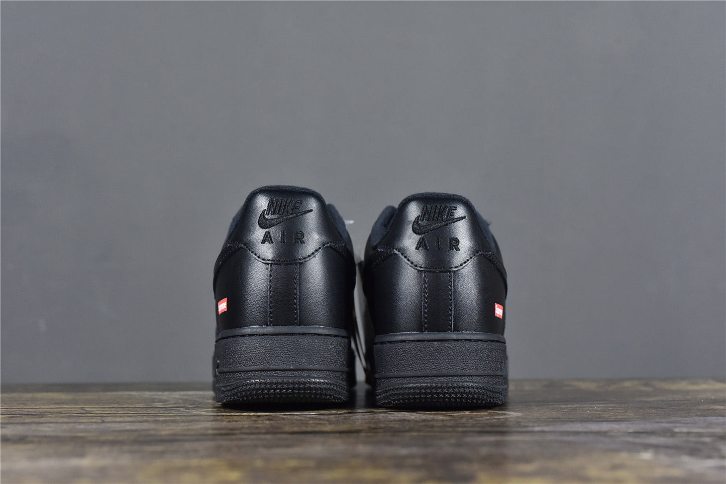 Nike AF1 Supreme ‘Black’