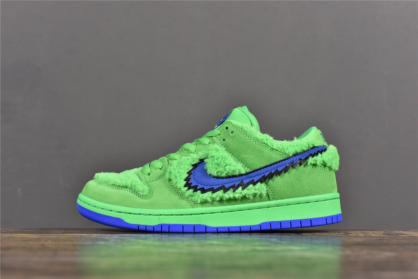 SB Dunk Low Grateful Dead - Green