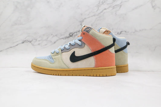 Dunk High SB 'High Spectrum’